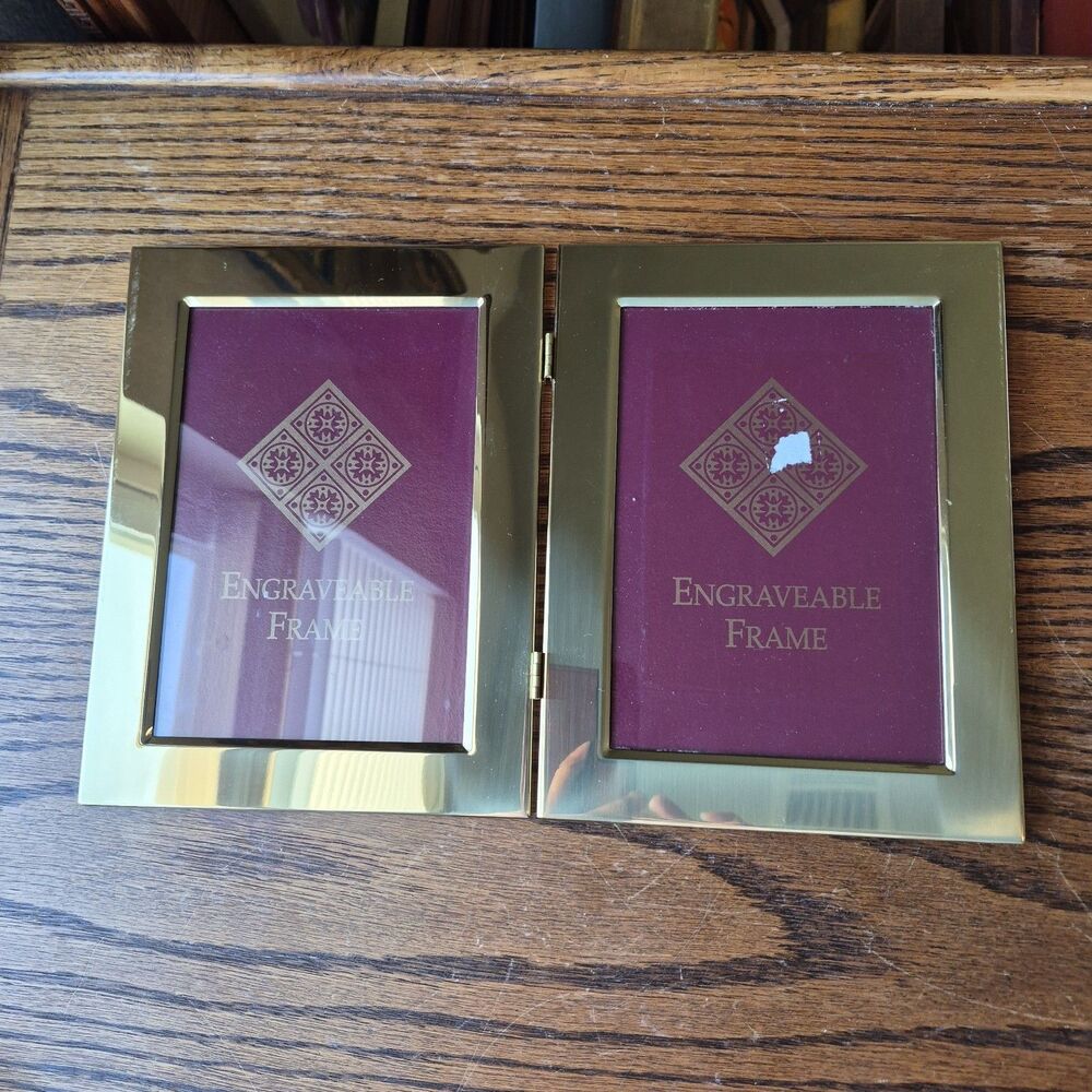 VTG 5x7 Double Photo Picture Frame Bi-fold Brass Hinged Engraveable Korea READ